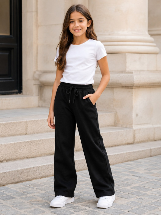 سروال رياضي بقصة أرجل واسعة
