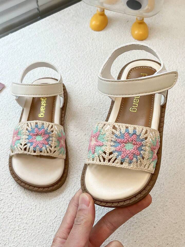 Girl Elegant Sandals