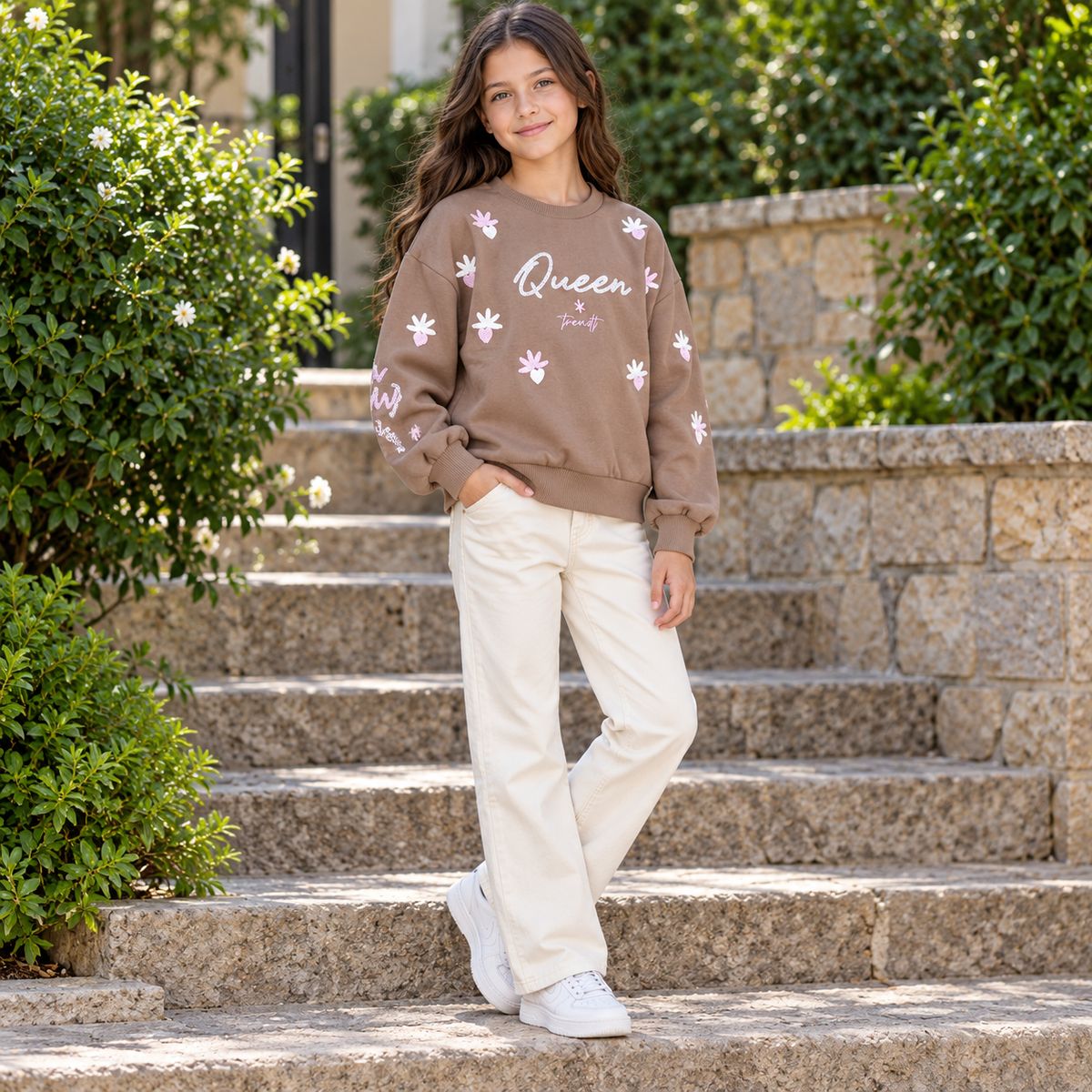 Girls Queen Embroidered Sweatshirt
